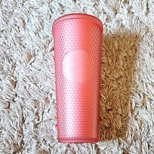 Starbucks Tumblr - pink from the Valentine's day collection